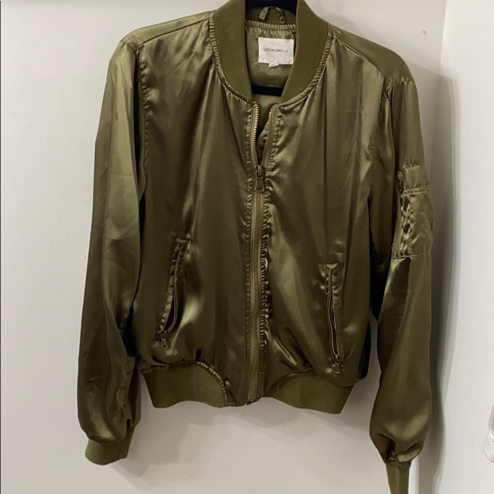 Bomber jacket